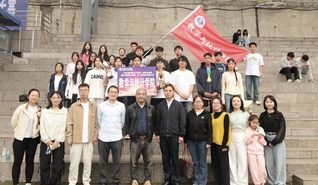 我院学子在校第十二届学生运动会...