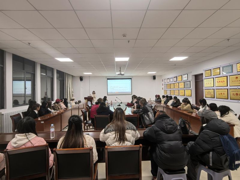 外国语学院开展2025年下半年...